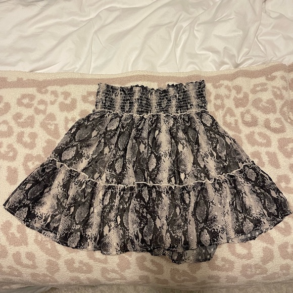 Altered state mini snake skirt - Picture 1 of 1